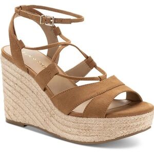 NIB Sun + Stone TIINSLEY Comfort Insole Faux Suede Wedge Sandals Tan Size 7.5